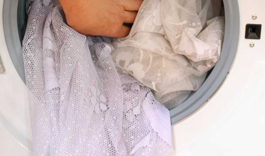 Как правильно стирать тюль в стиральной машине чтобы была белоснежной и не помялась