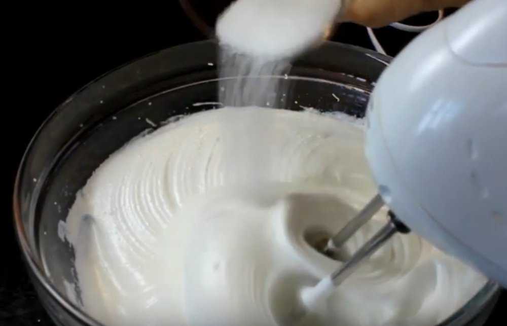Глазурь для кулича из белков и сахара – 6 рецептов приготовления на пасху с пошаговыми фото