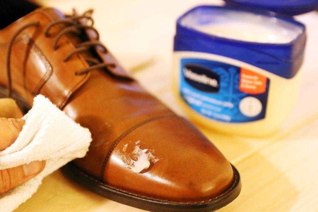 Правила ухода за лакированной обувью: секреты продления срока службы лак-кожи