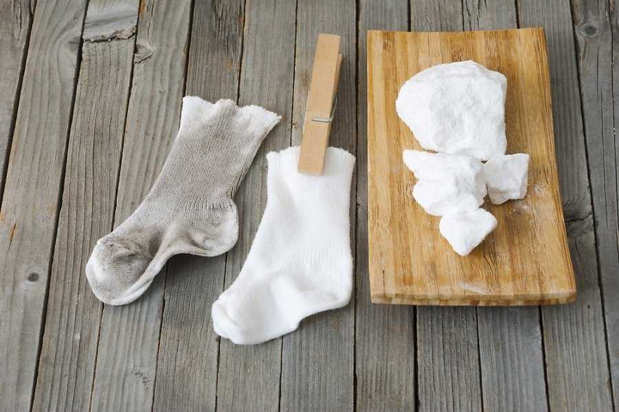 Как отстирать белые носки от грязи до белоснежности – способы