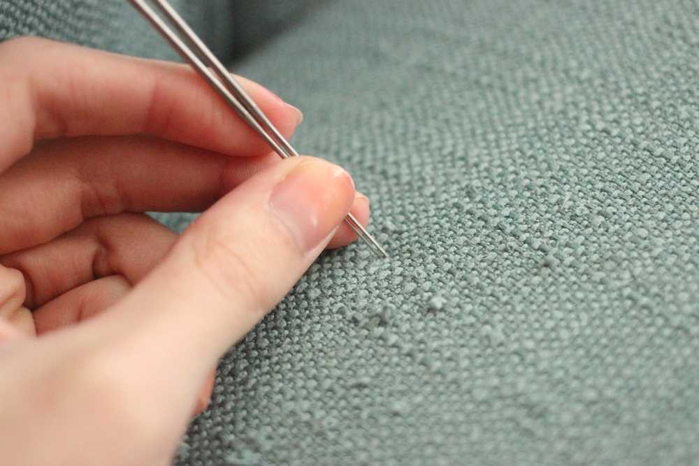 Как убрать затяжки на брюках: практические советы art-textil.ru