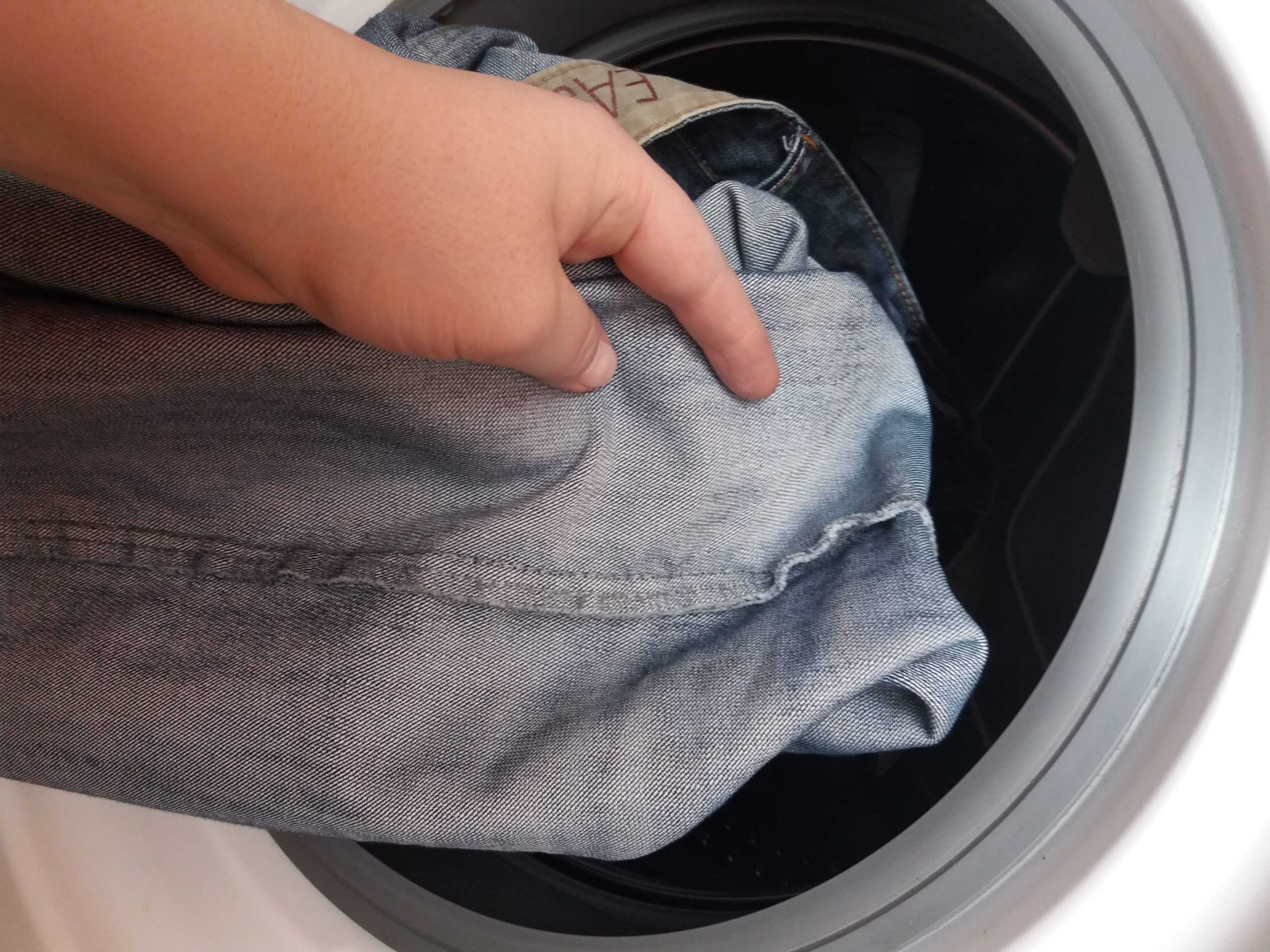 Как стирать джинсы в стиральной машине автомат: какой выбрать режим, температура стирки