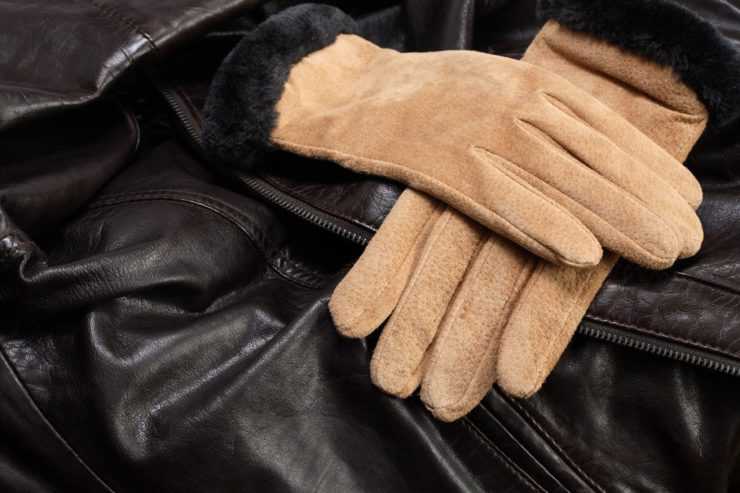 Как почистить кожаные перчатки в домашних условиях: самые щадящие способы