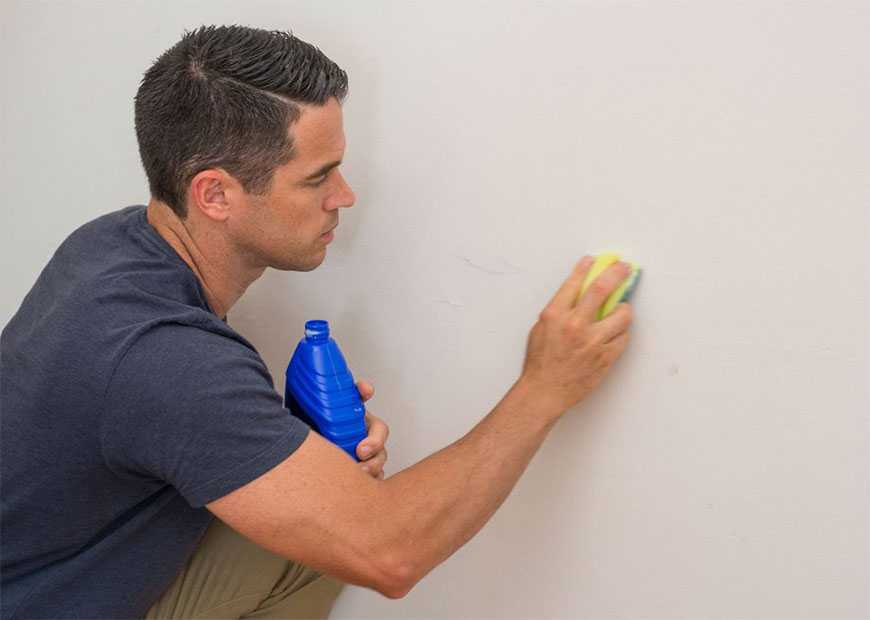 Как очистить стены от старых обоев: удаление виниловых, моющихся, бумажных, стекловолоконных и жидких покрытий