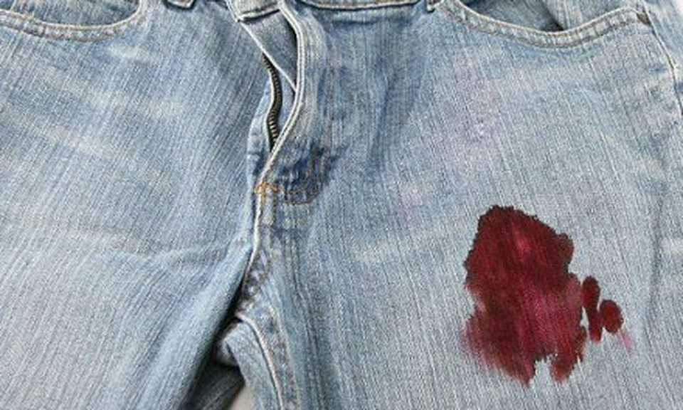 Как вывести пятна крови с джинсов - wikihow