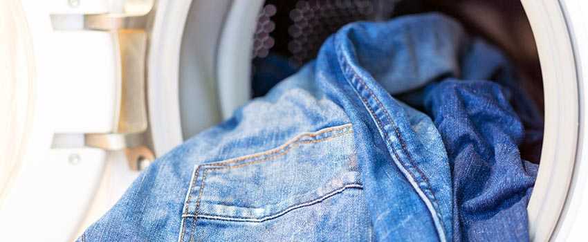 Как гладить джинсы правильно и нужно ли их гладить