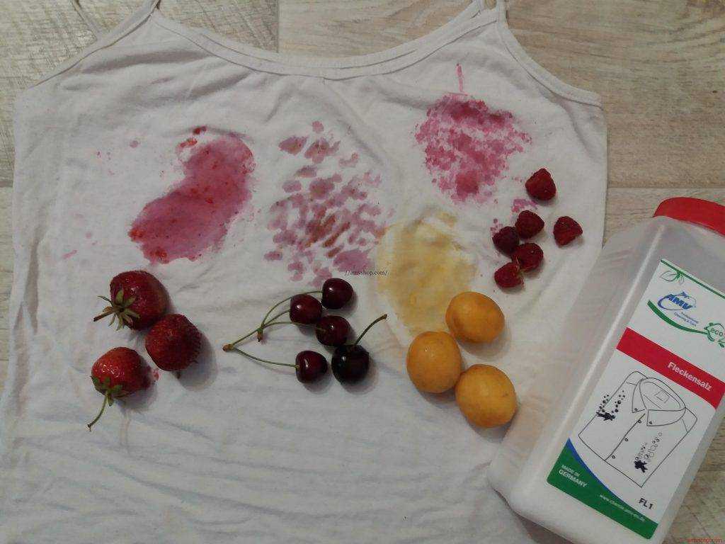 Как и чем вывести пятна от ягод с белой и цветной одежды