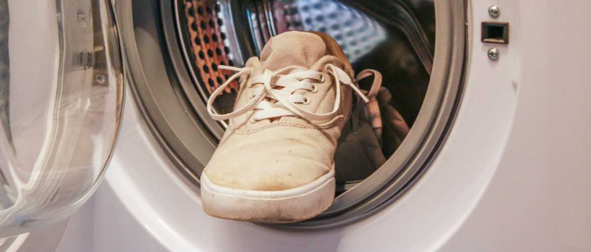 Замшевые кроссовки в стиральной машине
