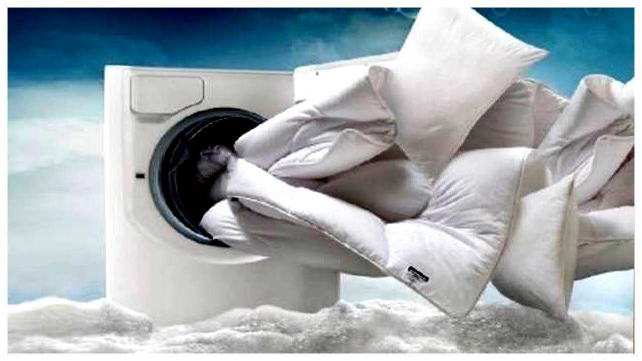 Как постирать ватное одеяло в стиральной машинке и вручную – советы