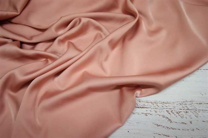 Искусственный шелк: что это за ткань, каковы ее состав и свойства, в чем плюсы и минусы?