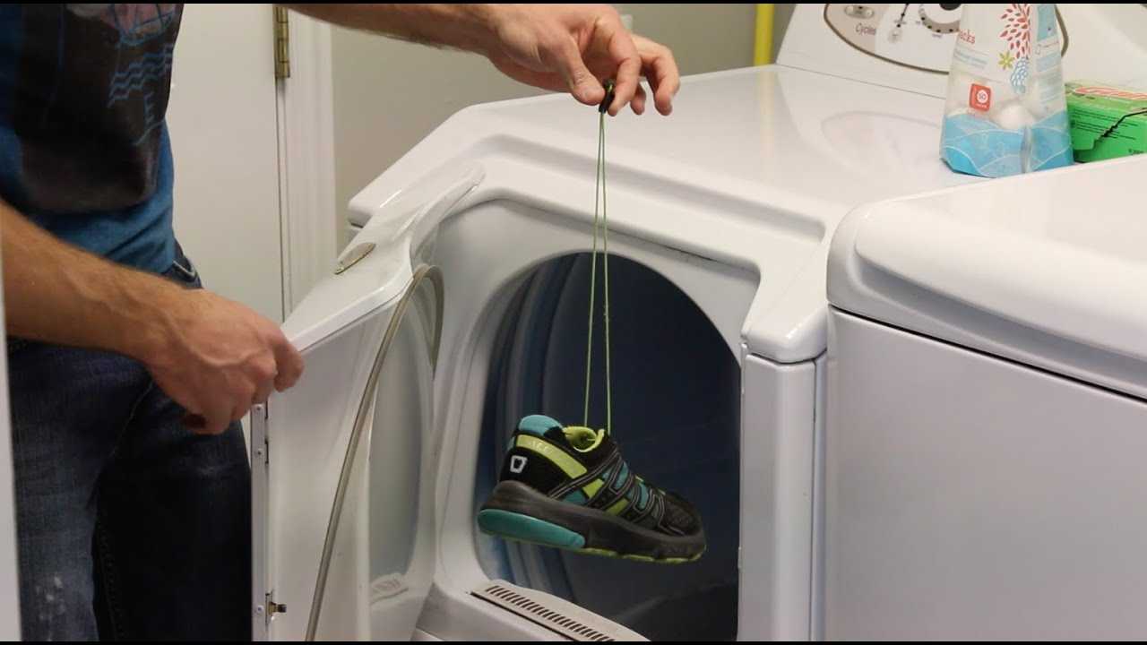 Можно ли стирать обувь в стиральной машине-автомат и как правильно это делать