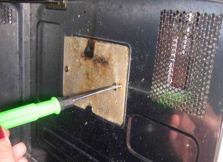 Слюда в микроволновке: зачем она нужна и чем заменить слюдяную пластину если прогорела