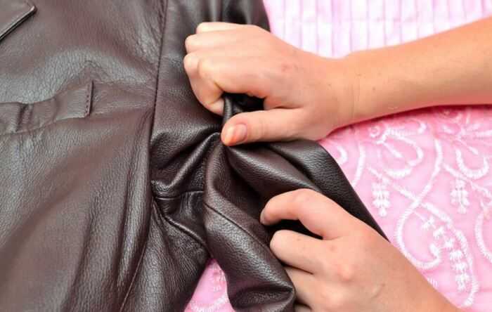 Как разгладить кожаную куртку в домашних условиях