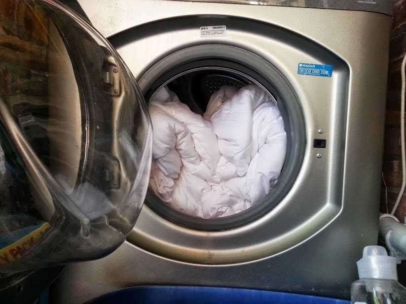 Как стирать ватное одеяло самостоятельно