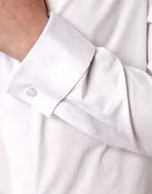 Методы и способы, как эффективно отстирать воротник мужской или женской рубашки