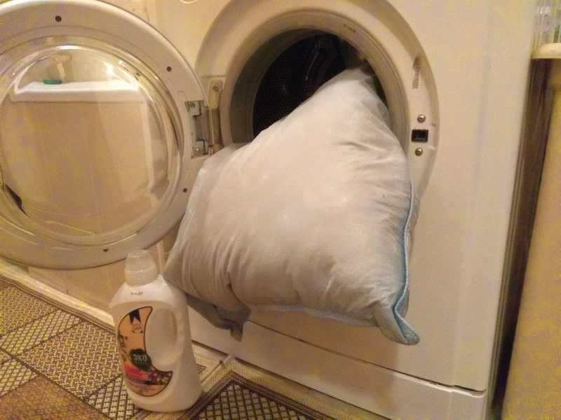 Можно ли стирать подушки в автомате