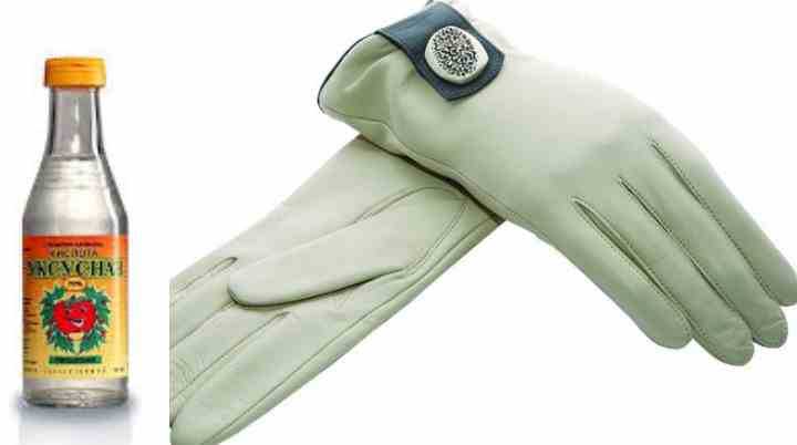 Как стирать кожаные перчатки: вручную и в стиральной машине