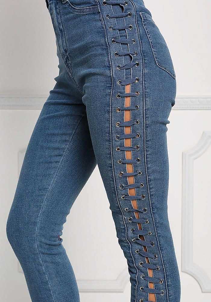 Как красиво расшить джинсы по бокам