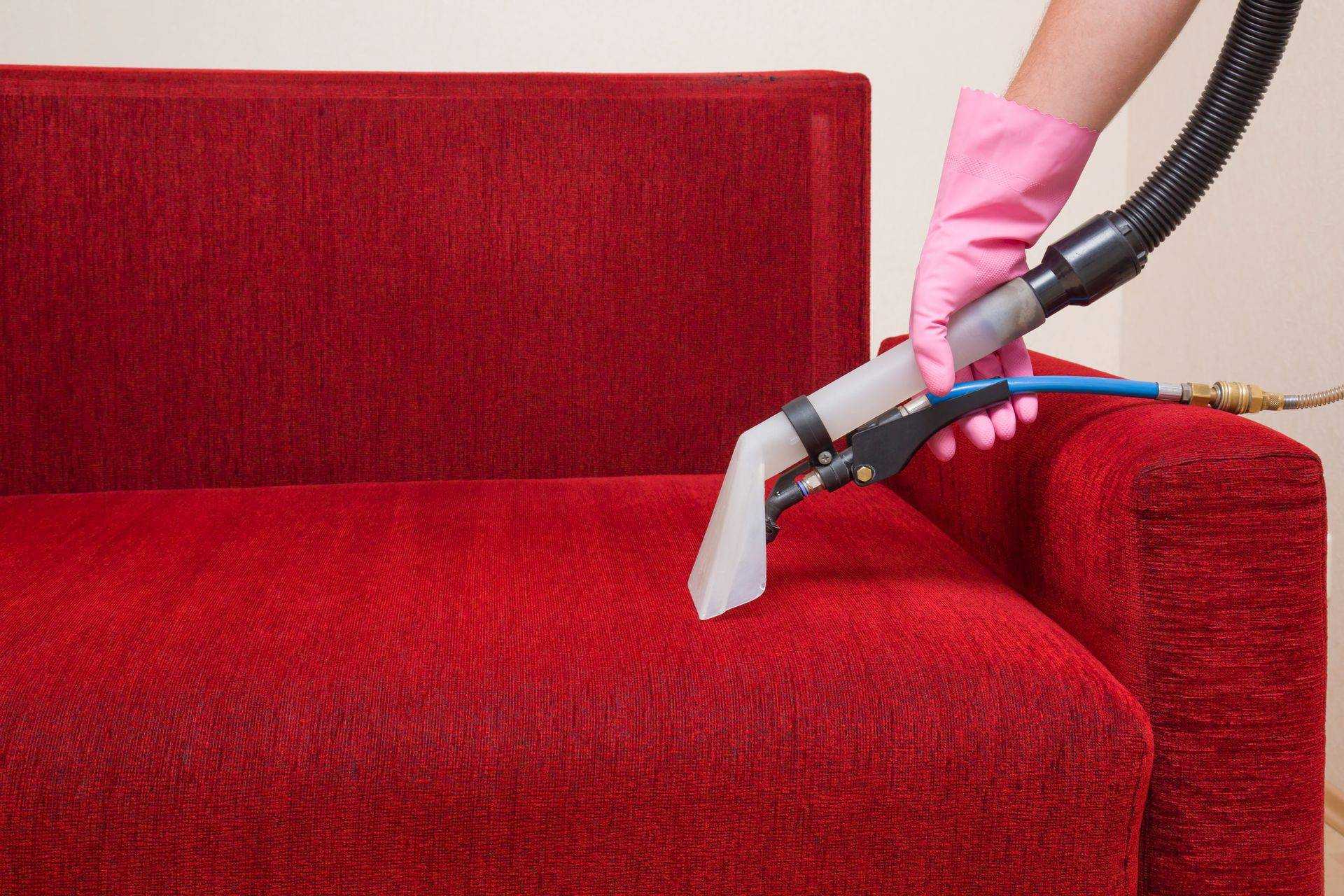 Как убрать запах с дивана, эффективные и простые методы