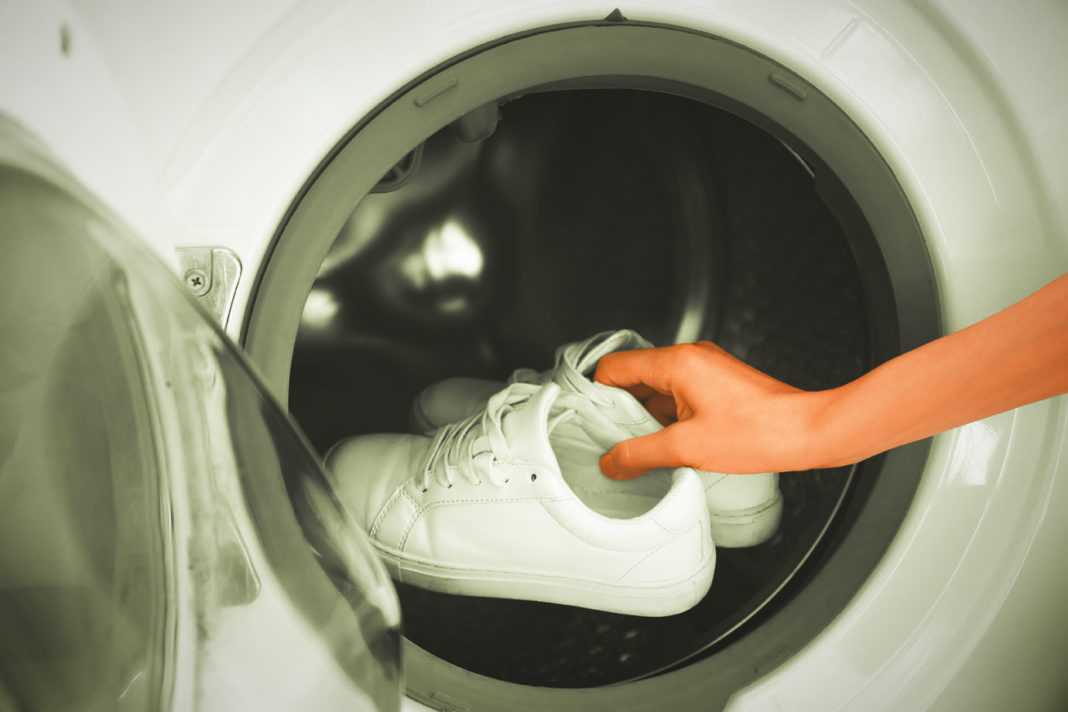Можно ли стирать сапоги в стиральной машине - замшевые и куома
