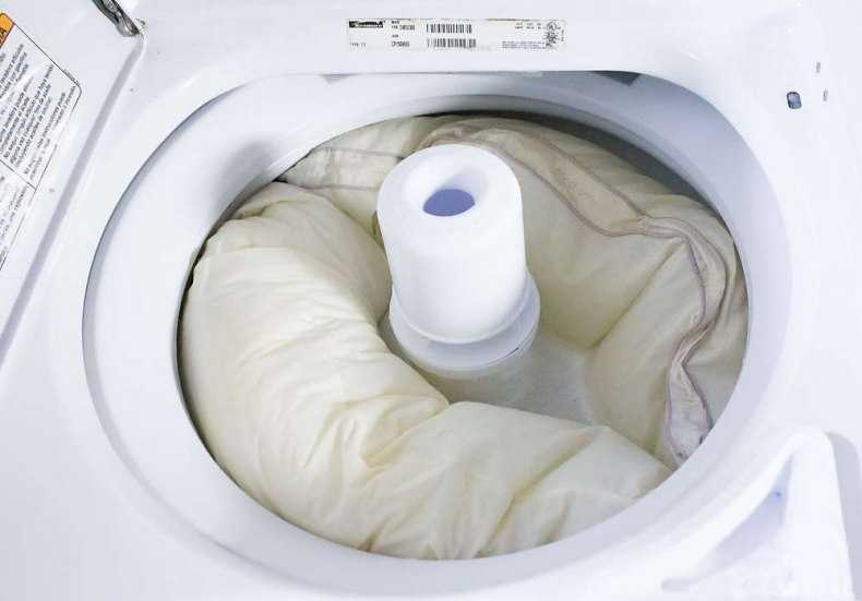 Как правильно стирать подушки из бамбука: вручную, в стиральной машине-автомат