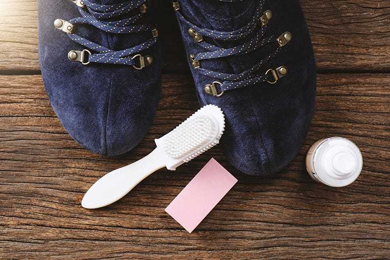 Как ухаживать за обувью из гладкой и лакированной кожи